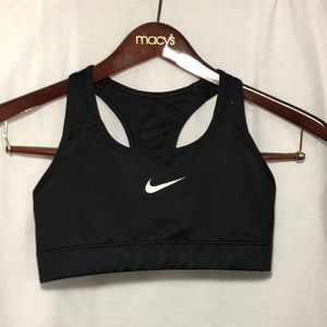 Nike sports bra (S)